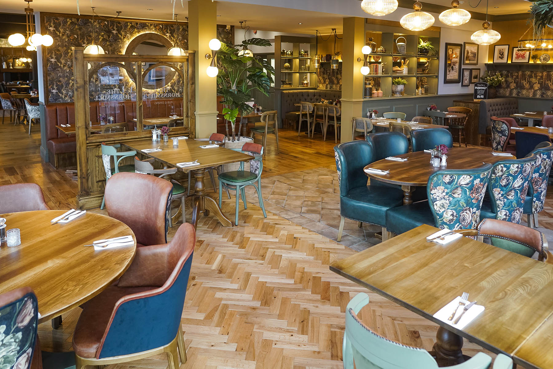 Rustic-grade Carver Street planks in a restaurant setting.