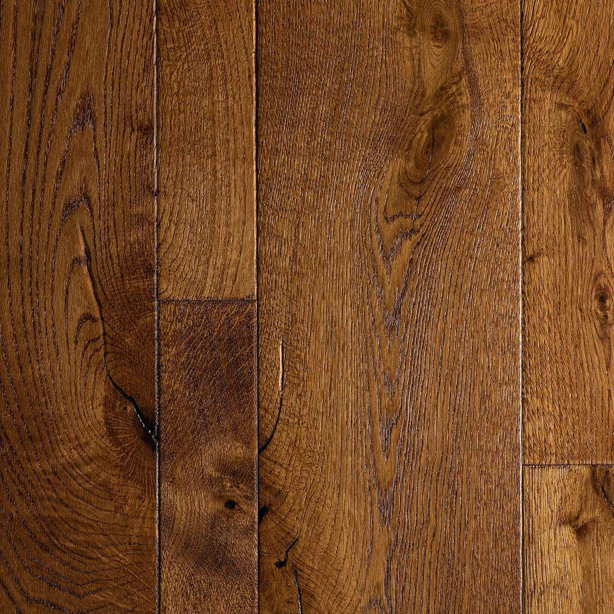 Kingswood - Brushed, Distressed Mixed Width Oak Floor