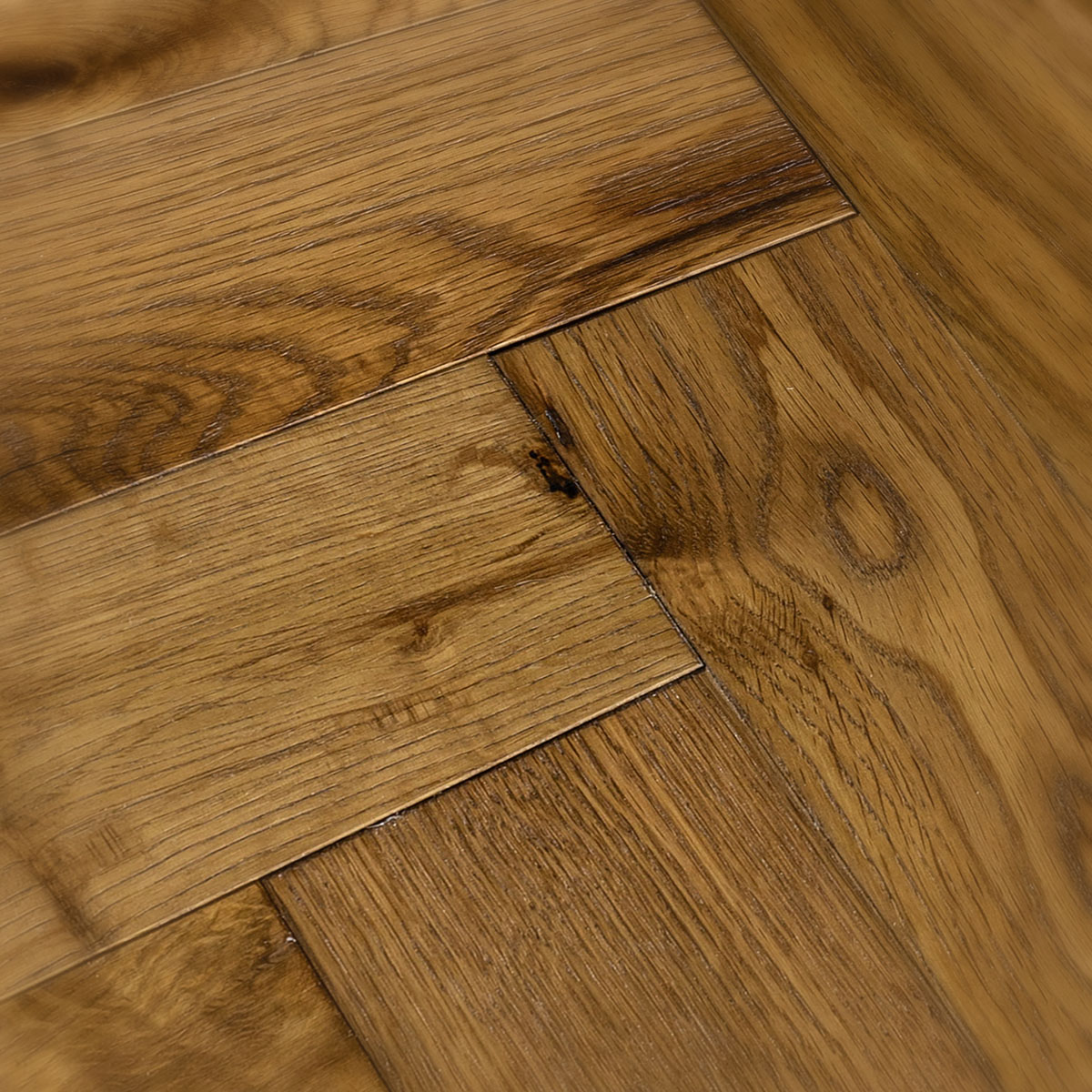 Coton Rise - Rustic Oak Herringbone Floor 280mm x 70mm