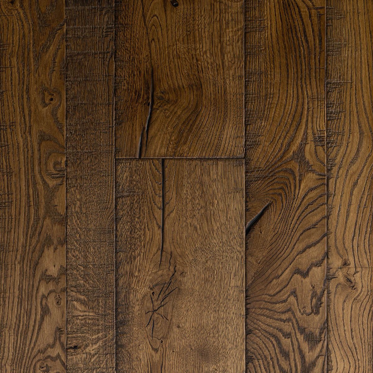 Bennett Street - Cobbled Edged Mixed Width Wood Floor