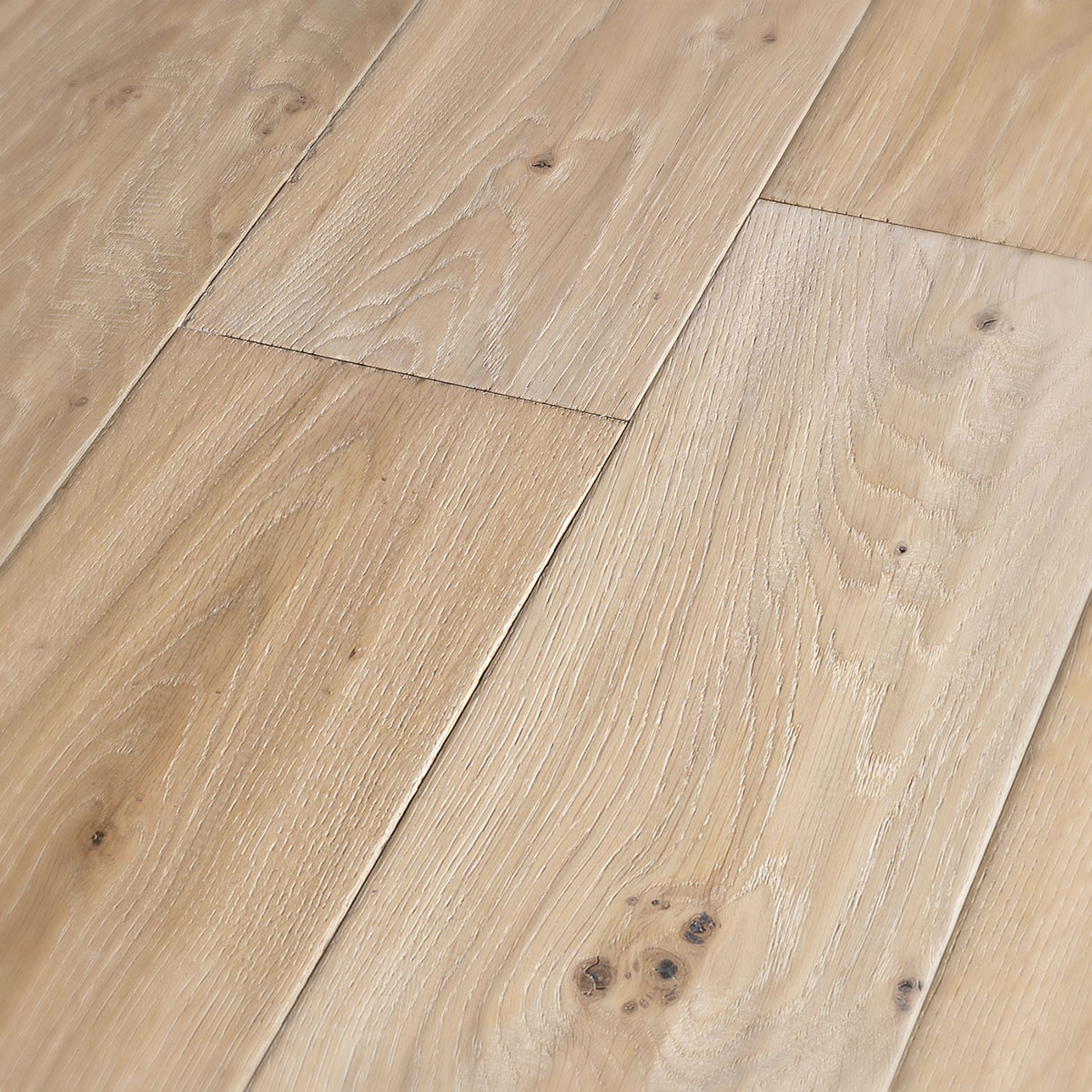 Hazelhead - Rustic Grade Distressed Engineered Oak Floor